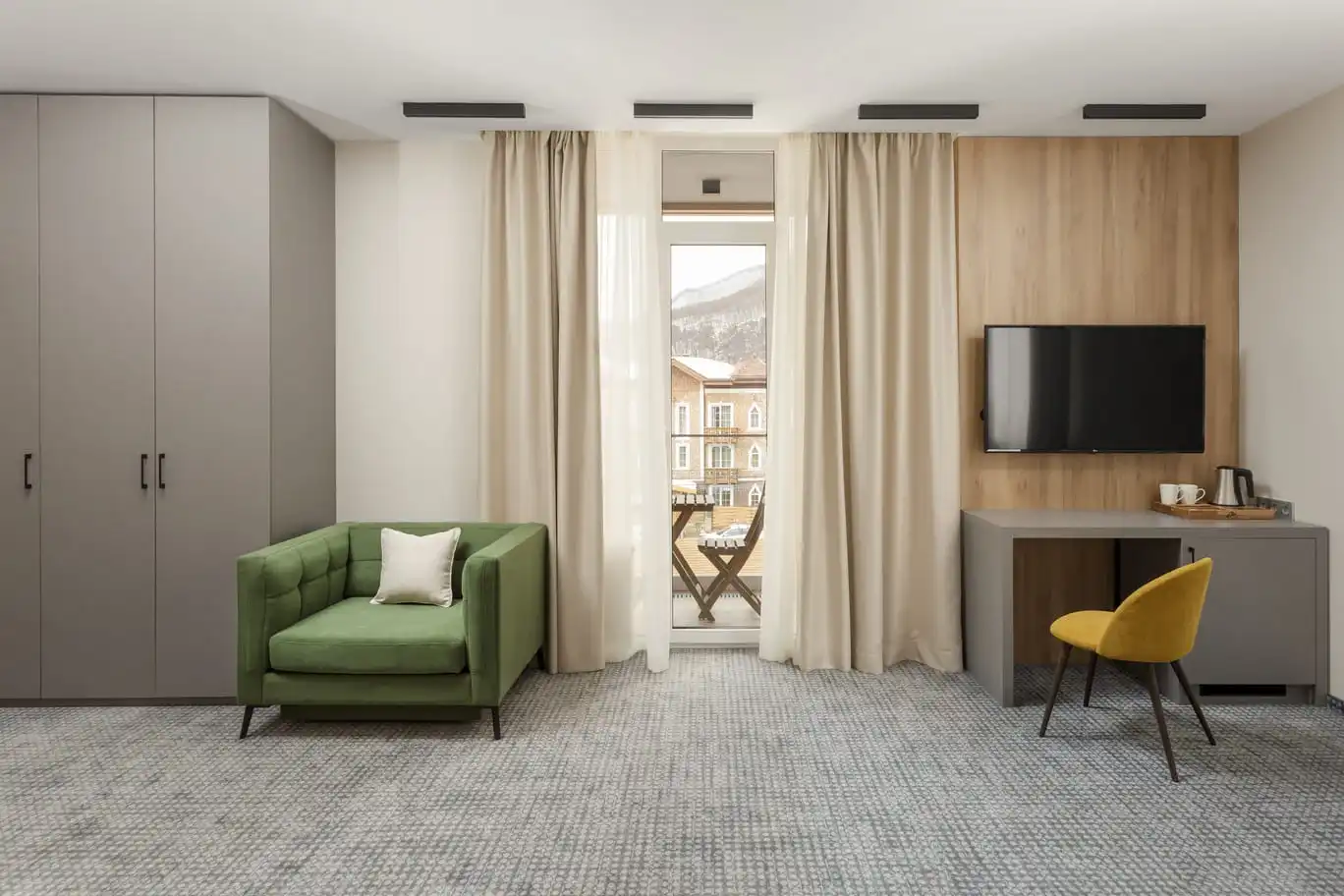 Room2